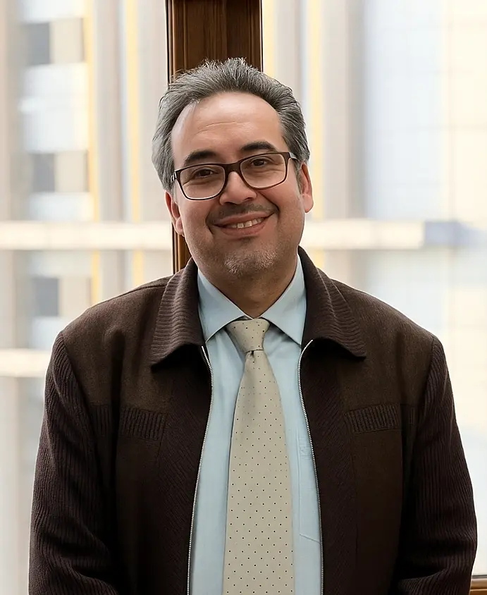 دکتر احسان شفیعی جراح متخصص زیبایی بینی